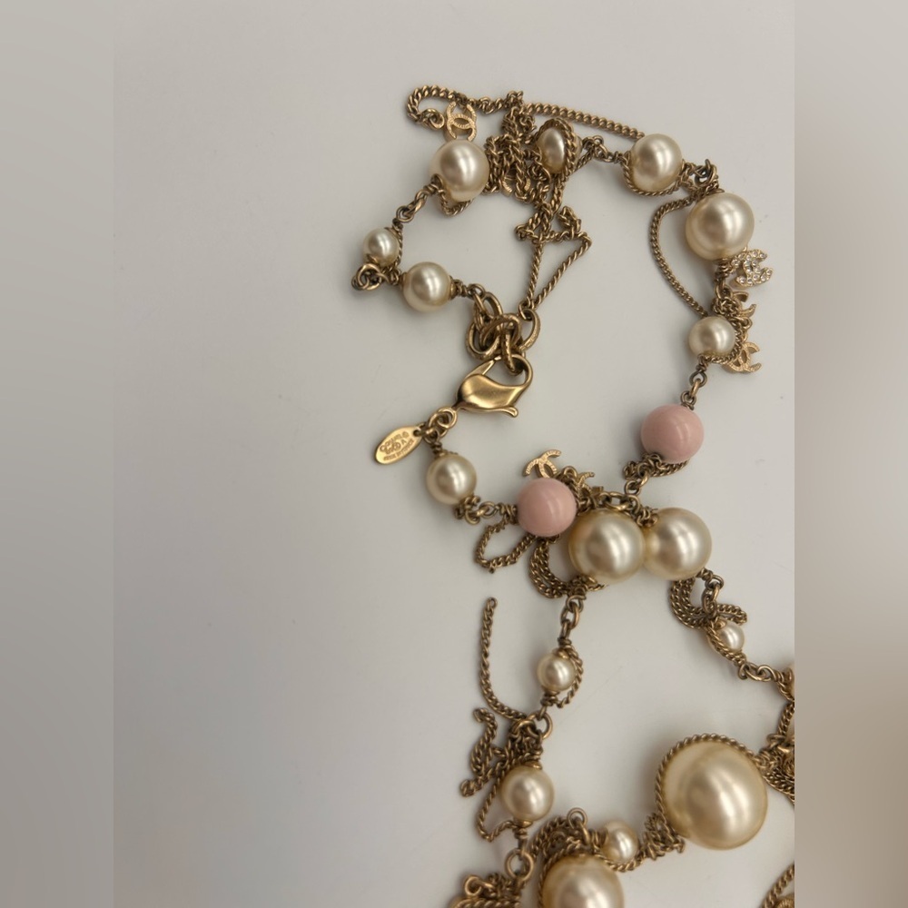 Chanel 100% Authentic Pearl 3 Large CC Long Necklace Silver Pink Tone 20 Inch - Picture 11 of 11